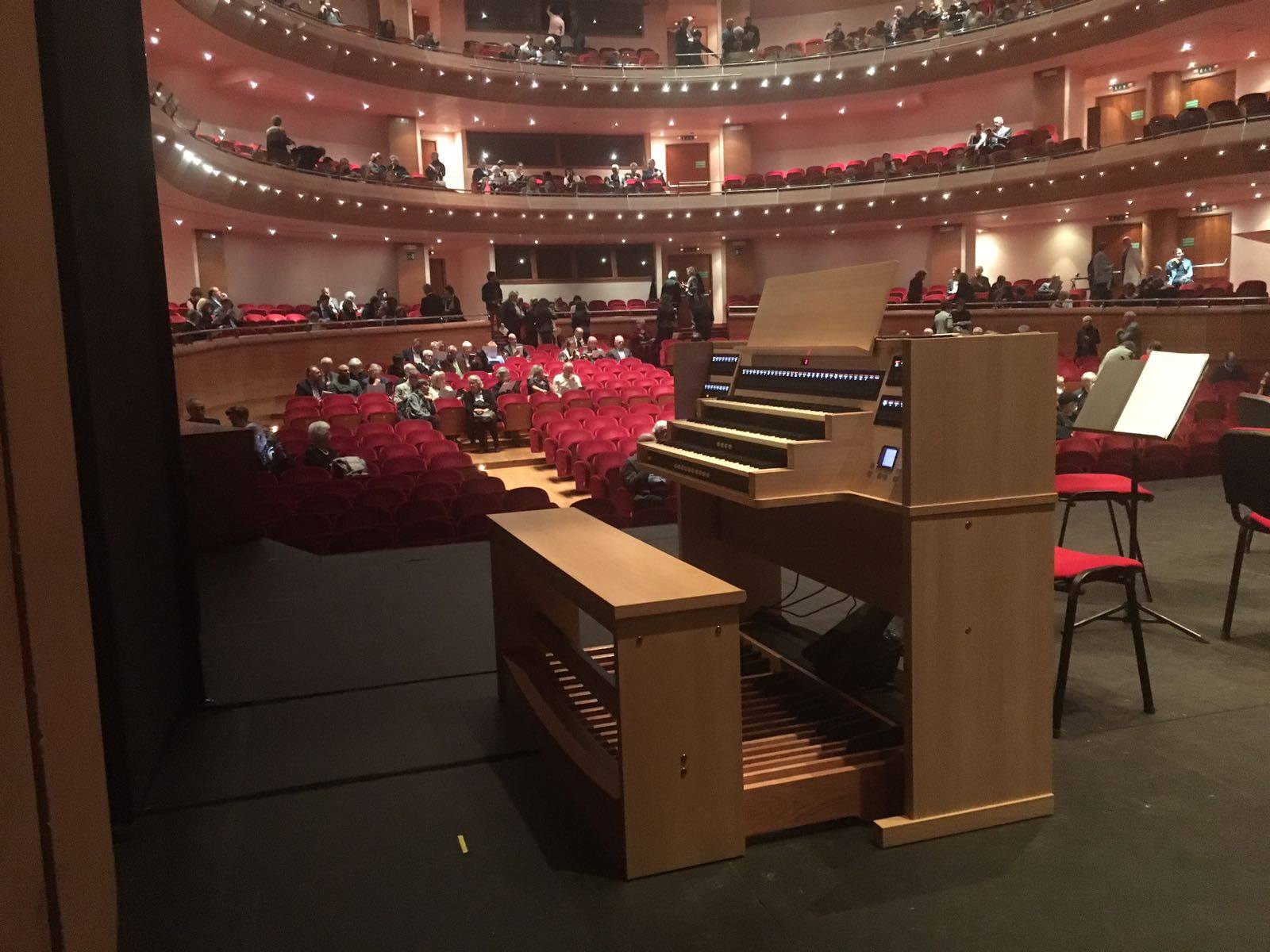 L’organo Hymmersive nei Teatri di Modena e Udine